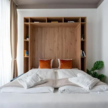 Suite, Self Check-in By Hm דירה גמונדן