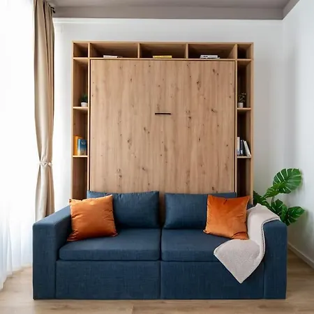 Suite, Self Check-in By Hm アパート