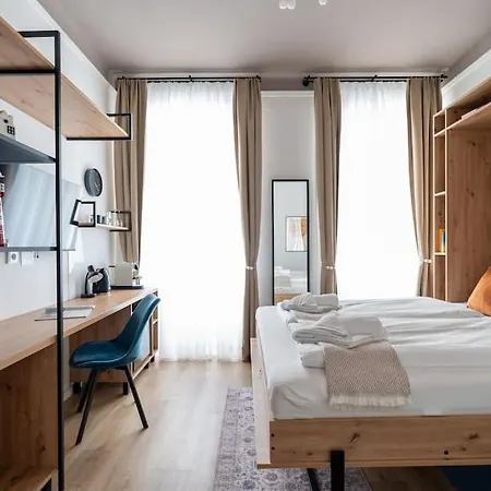 Suite, Self Check-in By Hm グムンデン