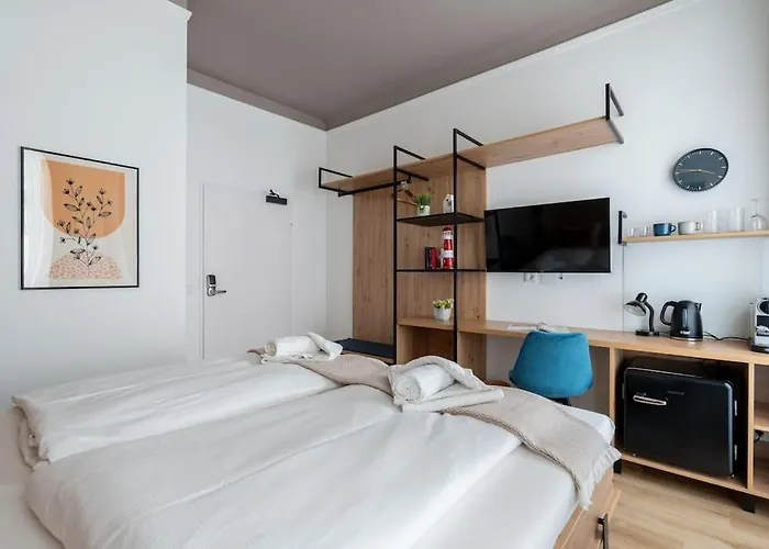 Suite, Self Check-in By Hm *