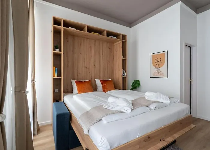 Suite, Self Check-in By Hm *